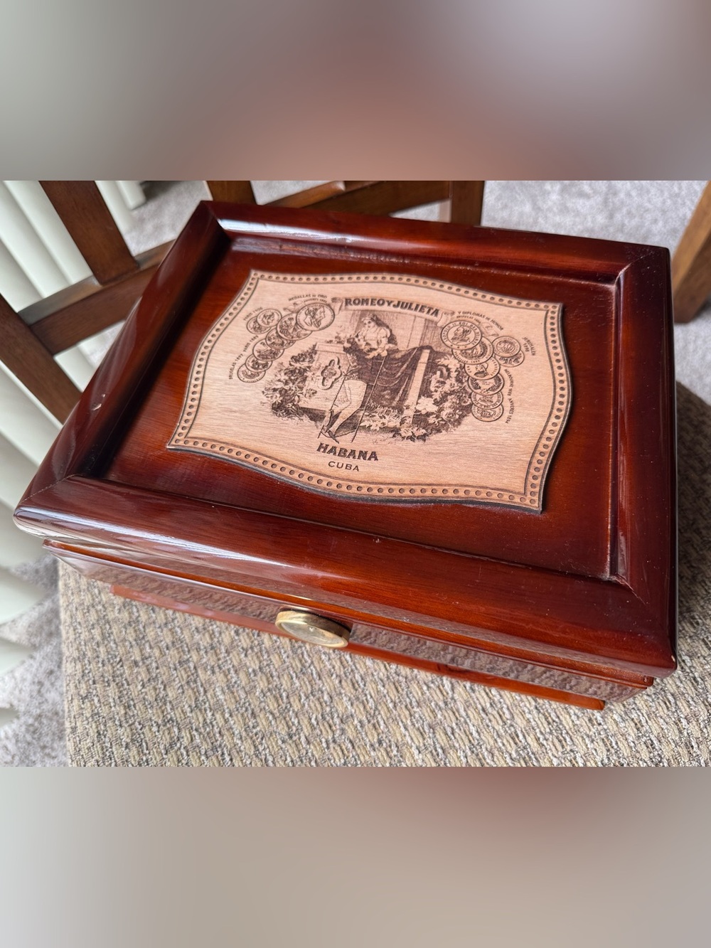 Romeo Y Julieta Habanos Wooden Cigar Humidor Tabletop Box Medals